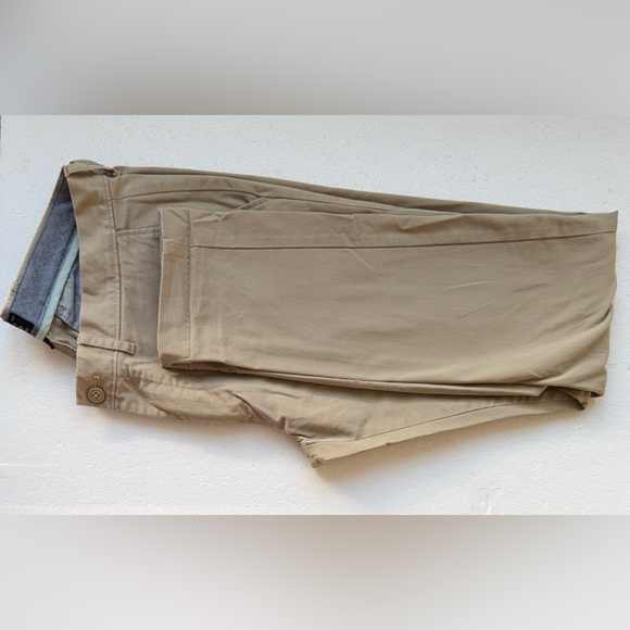 J CREW 250 FIT CHINO PANTS KHAKI 32X34 - Picture 3 of 5